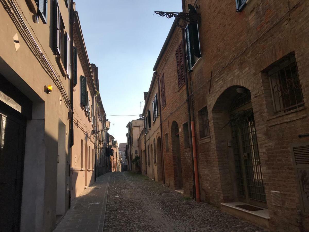 La Casa Degli Zii Apartment Ferrara Exterior foto