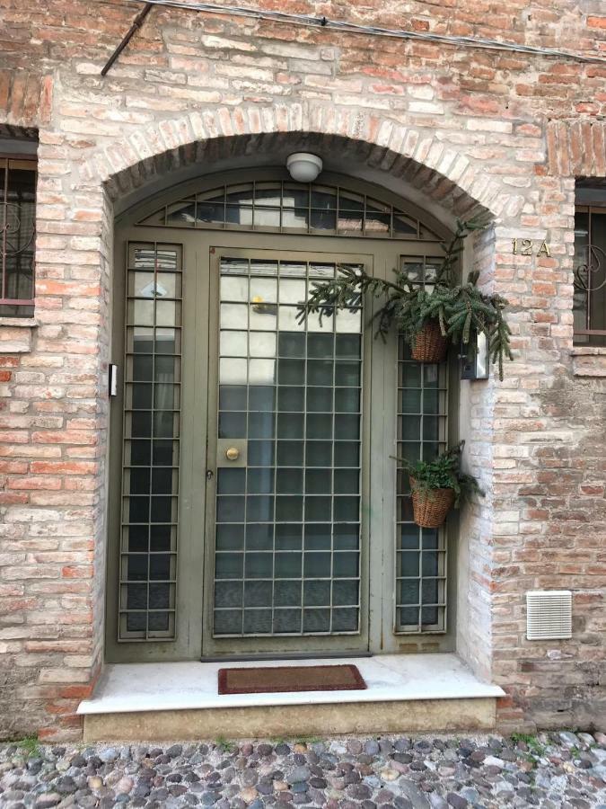La Casa Degli Zii Apartment Ferrara Exterior foto